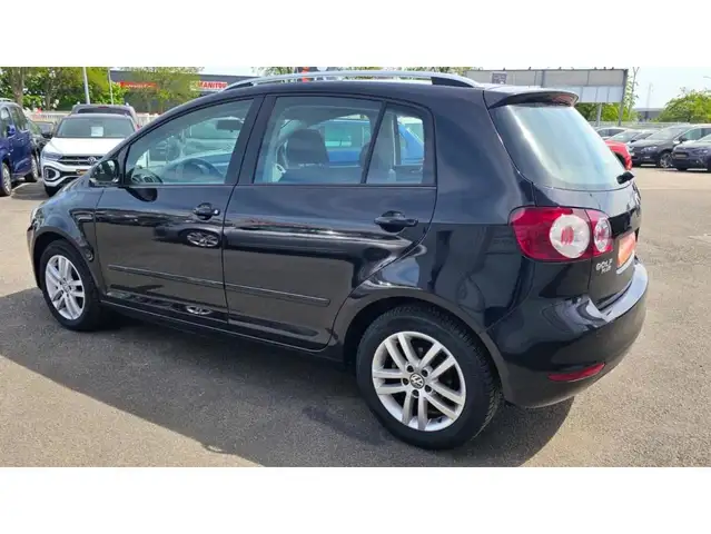 Volkswagen Golf Plus view 15