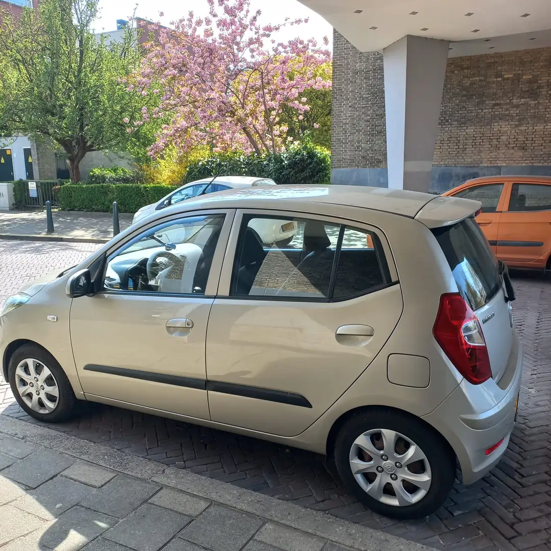 Hyundai i10 1.2 Automatik Style - 1