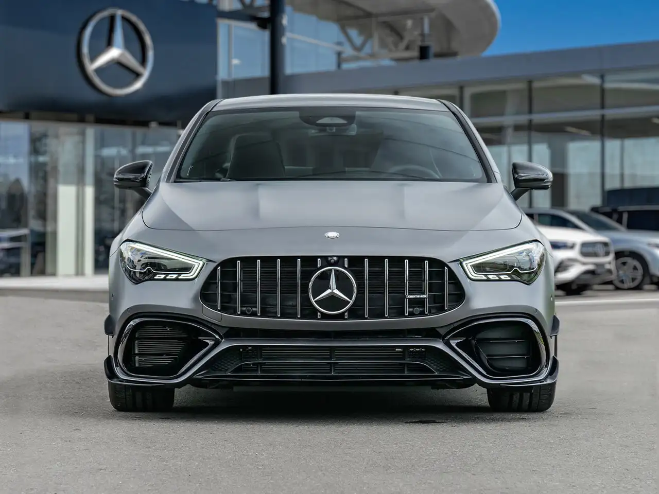 Mercedes-Benz CLA снимка Mercedes-Benz CLA
