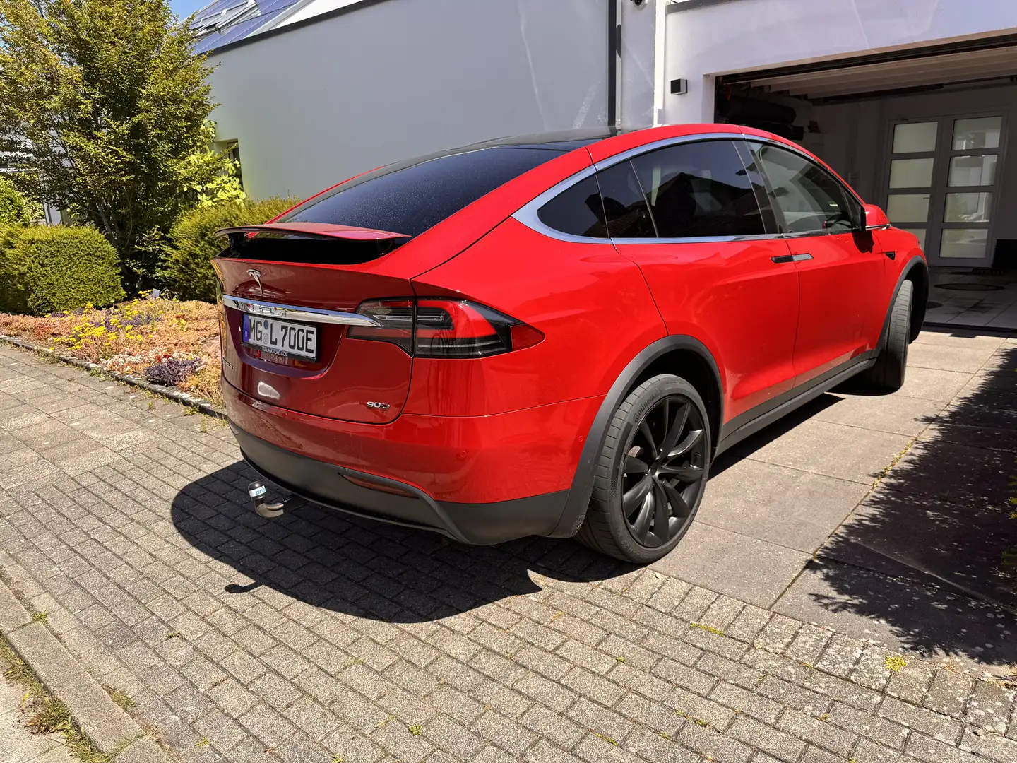 Tesla Model X P90D Allradantrieb Rot - 2