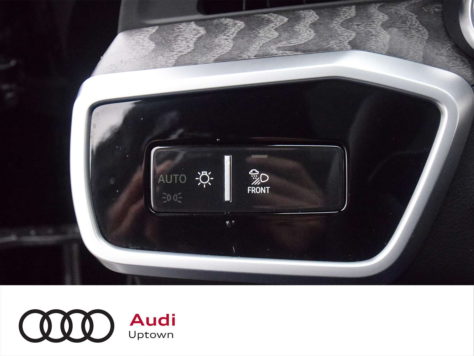 2025 Audi A6 Technik 55 TFSI W/BLACK OPTICS WITH BLACK RINGS thumb 28