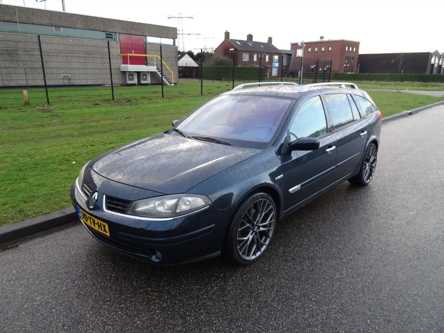 Renault Laguna Grand Tour 3.0 V6 Initiale Grün - 1
