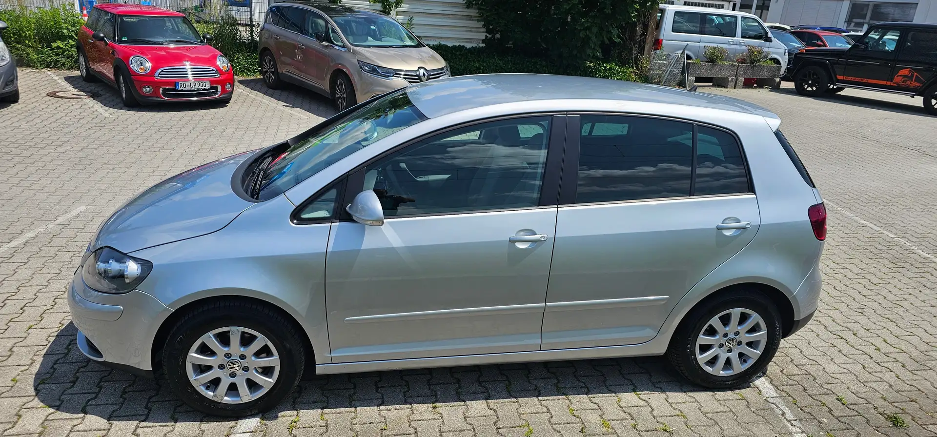 Volkswagen Golf Plus 1.6*Automatik*1.Hand*Rentner*Scheckheft*Klimaauto* Argent - 2