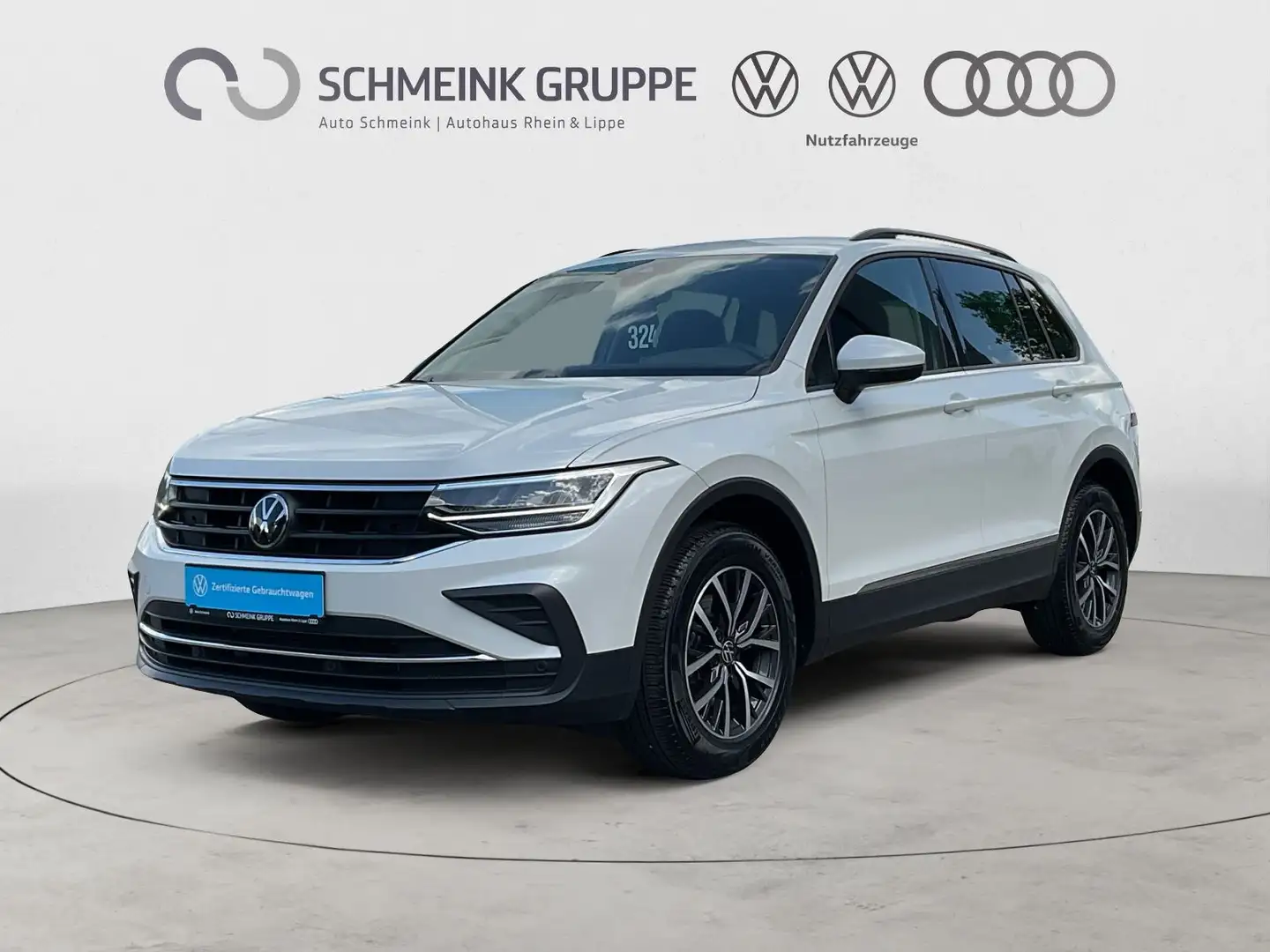 Volkswagen Tiguan 1.5 TSI DSG Life Allwetter Navi SHZ Wit - 1