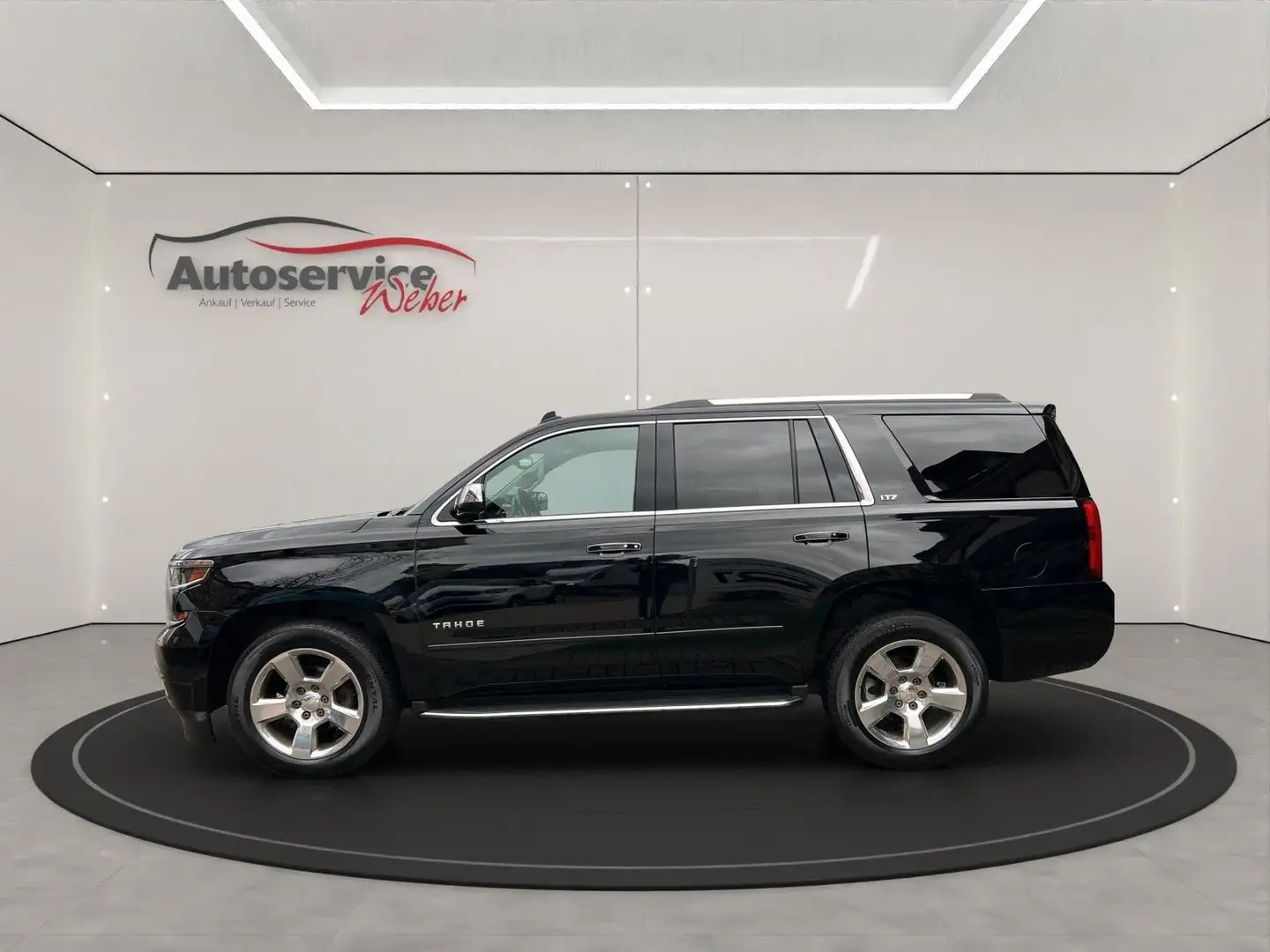Chevrolet Tahoe 5.3L V8/ MWST/ 7-Sitzer/ Voll Schwarz - 2