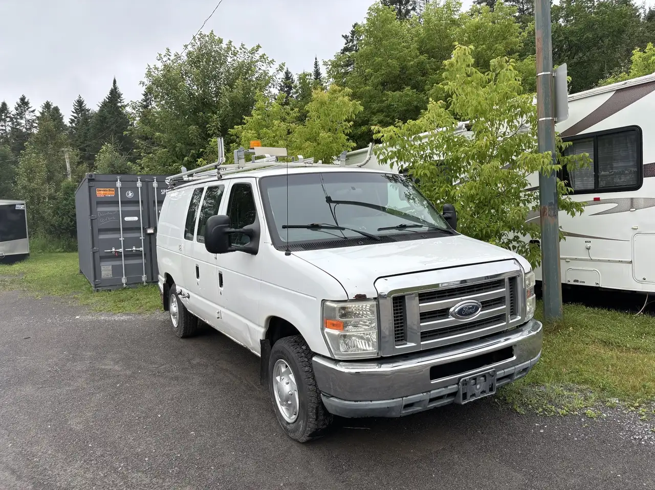 Ford E-150 fotografie Ford E-150