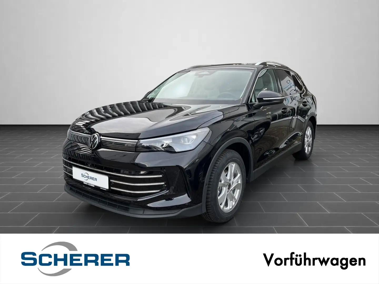 Volkswagen Tiguan Elegance 1,5 l eTSI OPF 110 kW (150 PS) 7 Schwarz - 1