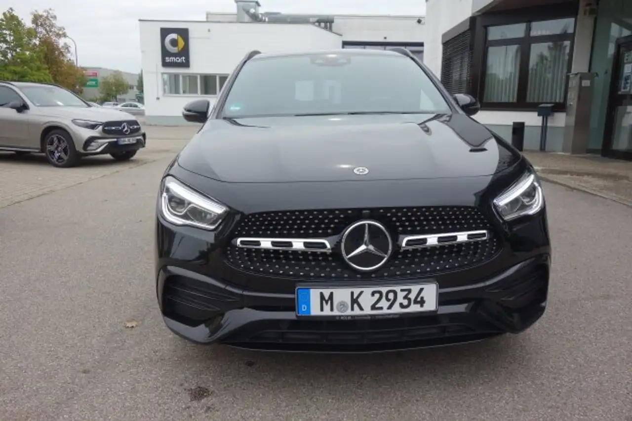 Mercedes-Benz GLA 200 AMG LINR LED MBUX HIGH 20 ZOLL NIGHT KAM, миниатюра 4