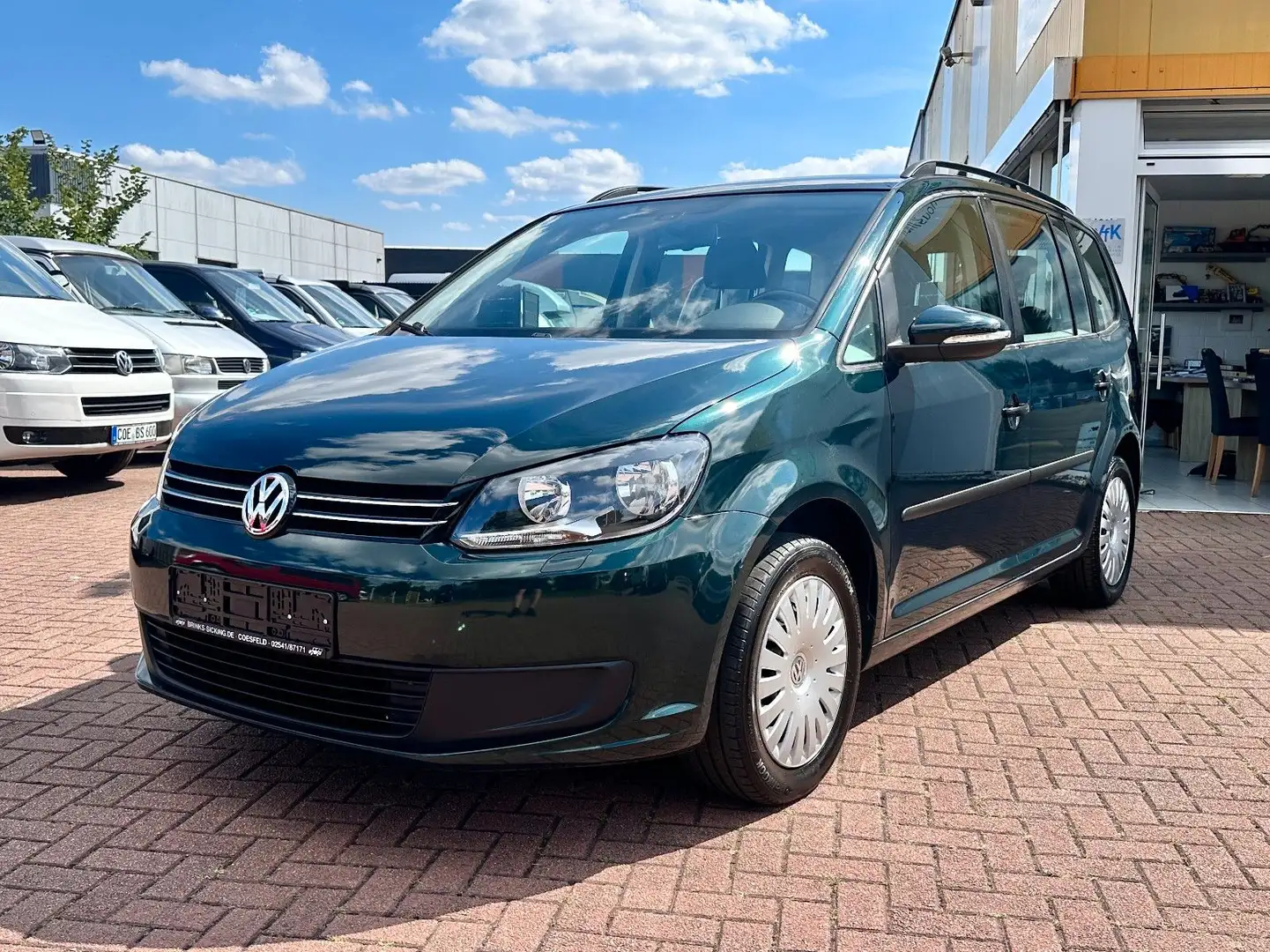 Volkswagen Touran 7-SITZE/AHK/1.Hand.n.VW/CLIMATRONIC Grün - 1