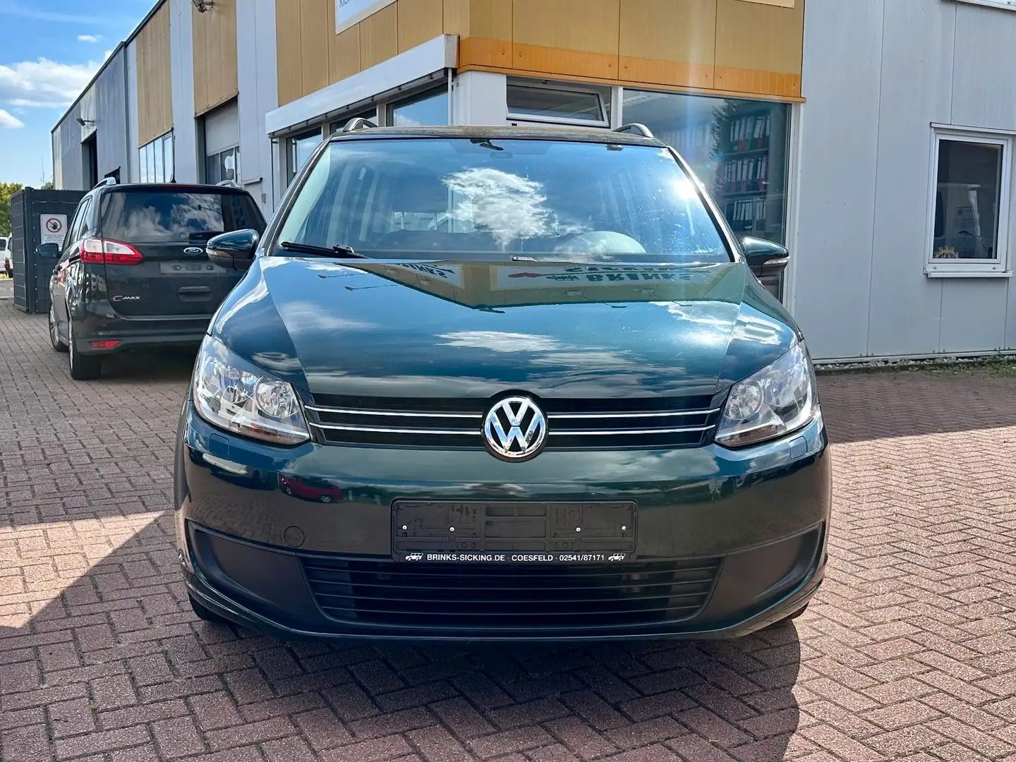 Volkswagen Touran 7-SITZE/AHK/1.Hand.n.VW/CLIMATRONIC Grün - 2