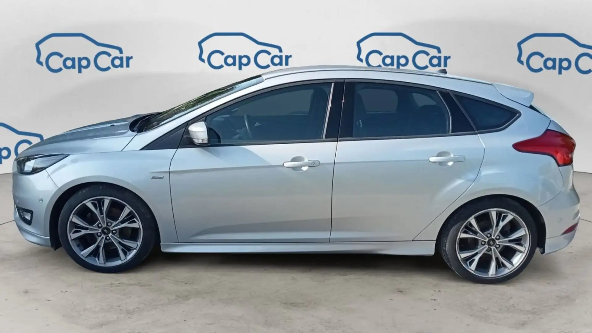 Ford Focus 1.5 Ecoboost 150 ST Line - 2