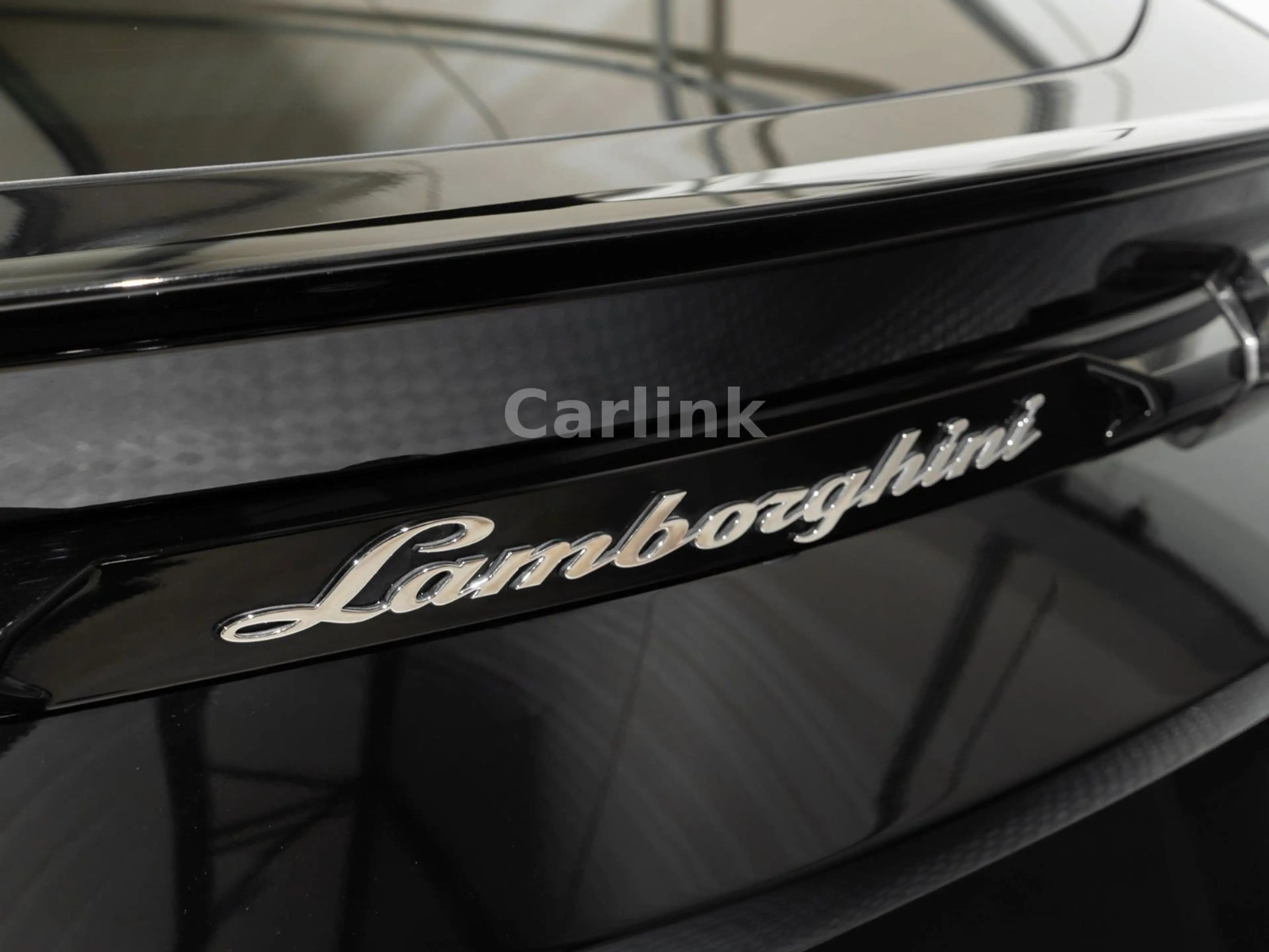 Lamborghini Urus 4.0 V8 -23"-B&O-PANO-SITZBELUFT-MASSAGE — photo 11