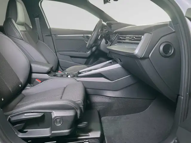 Audi A3 view 10