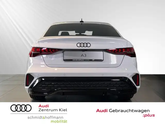 Audi A3 view 5