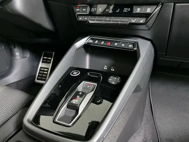 Audi A3 view 9