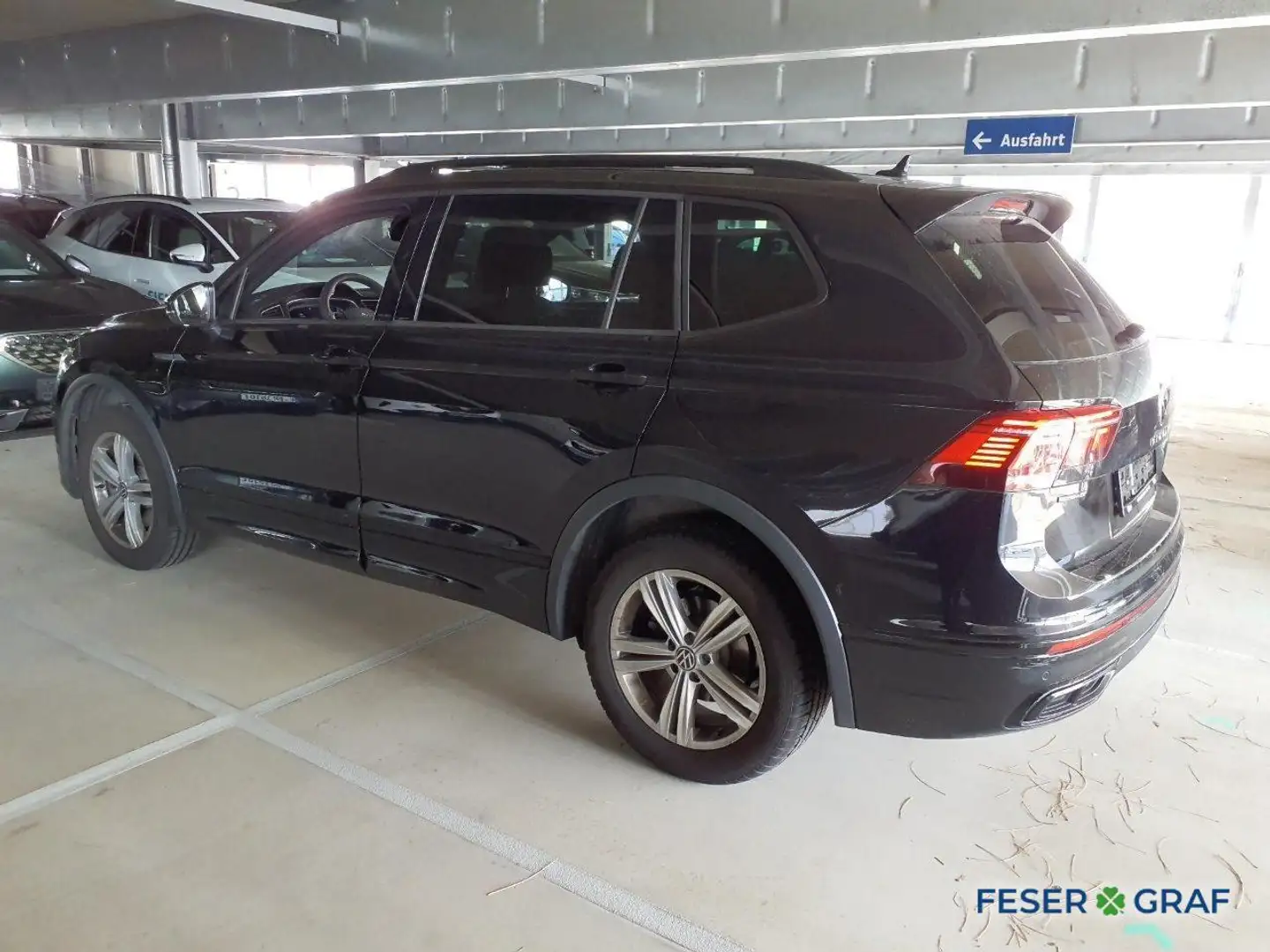 Volkswagen Tiguan Allspace 2.0 TDI R-Line Black Style 4Motion DSG ACC / DAB / Schwarz - 2