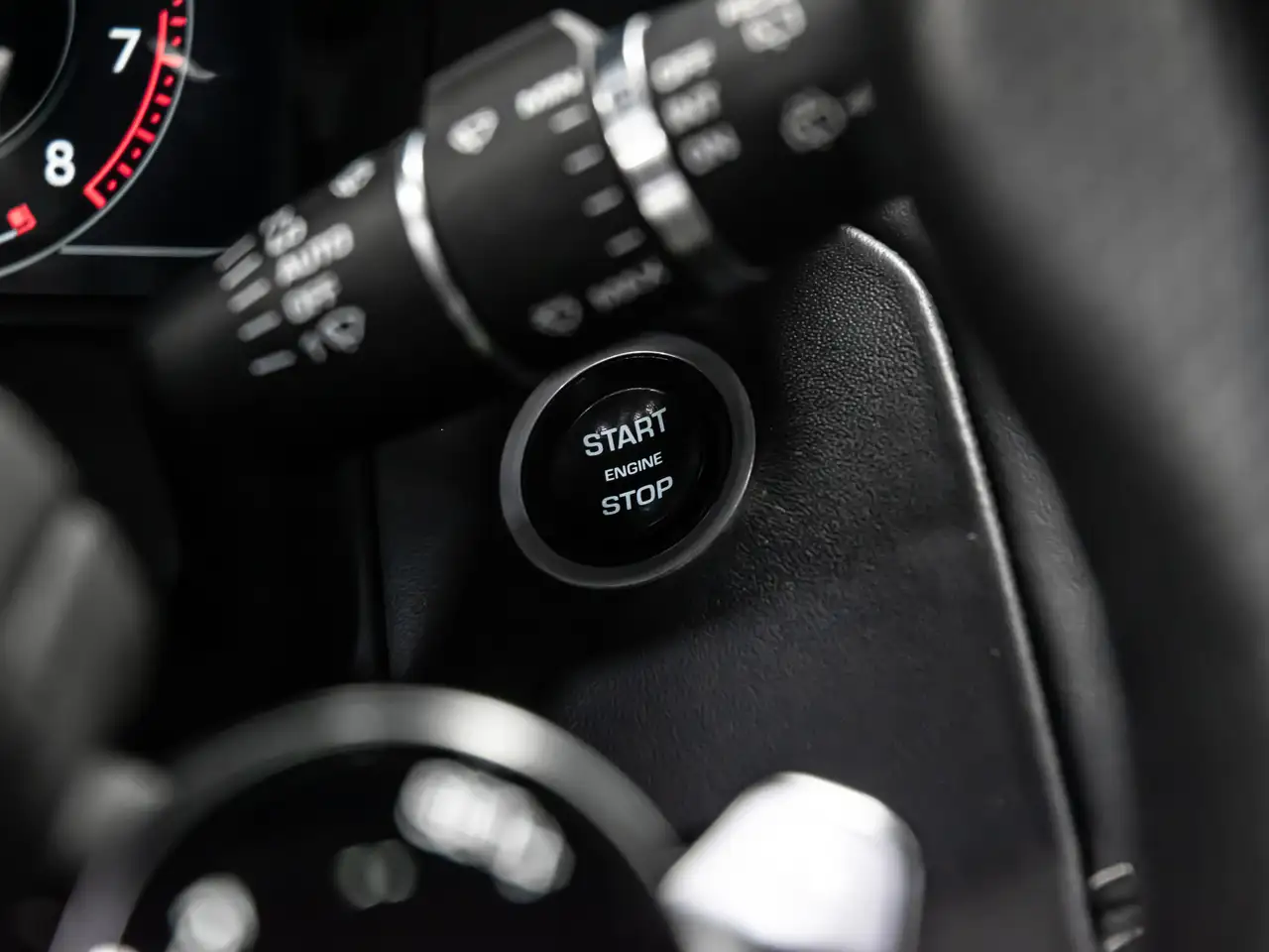 Land Rover Range Rover Velar снимка Land Rover Range Rover Velar