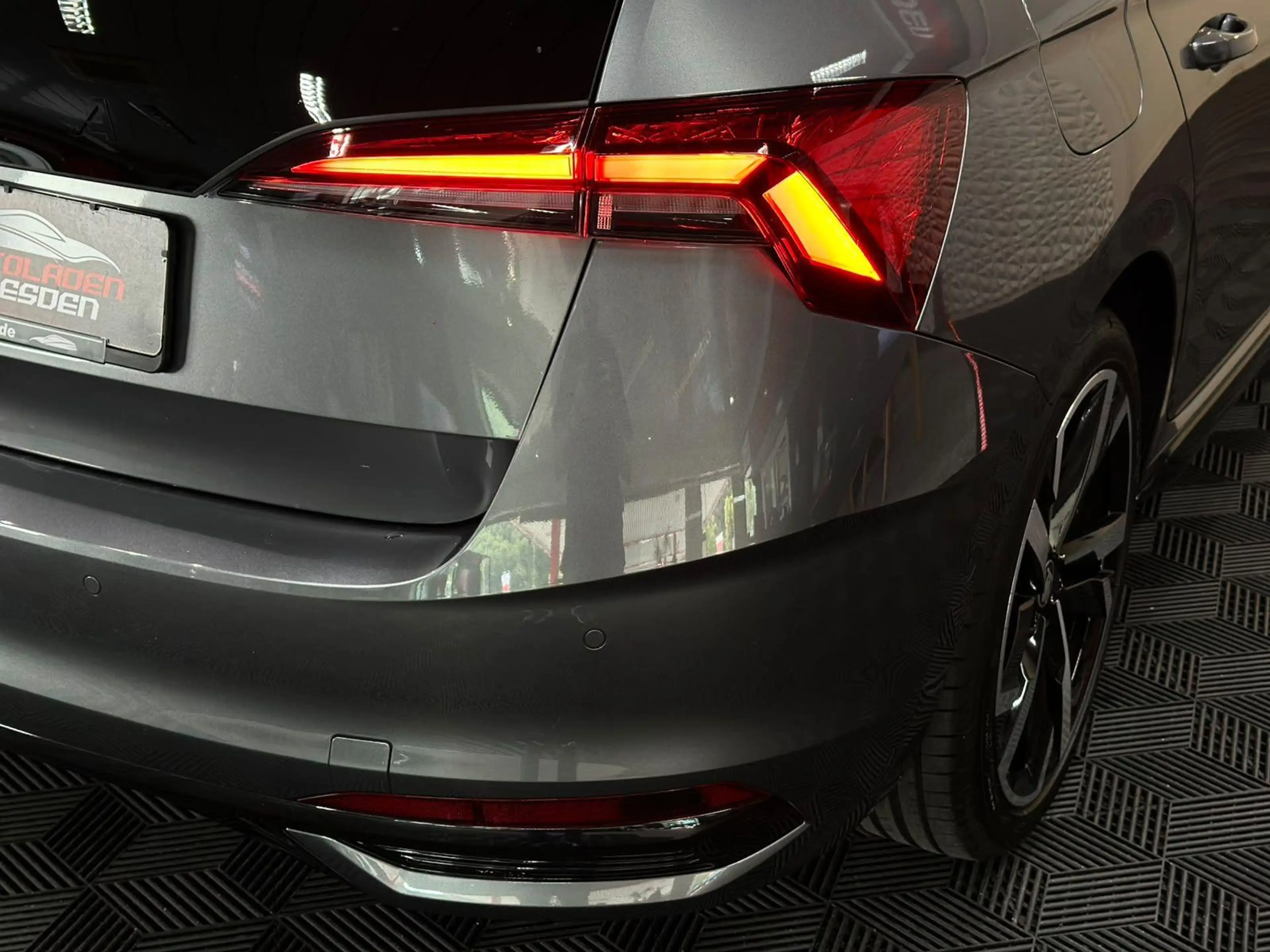 Skoda Scala 1.5 TSI Monte Carlo ACC#MATRIX#SHZ#DAB#AHK — photo 11