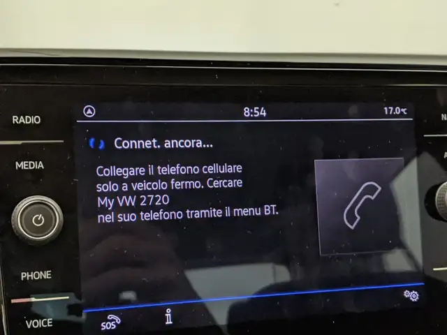 Volkswagen T-Roc view 14