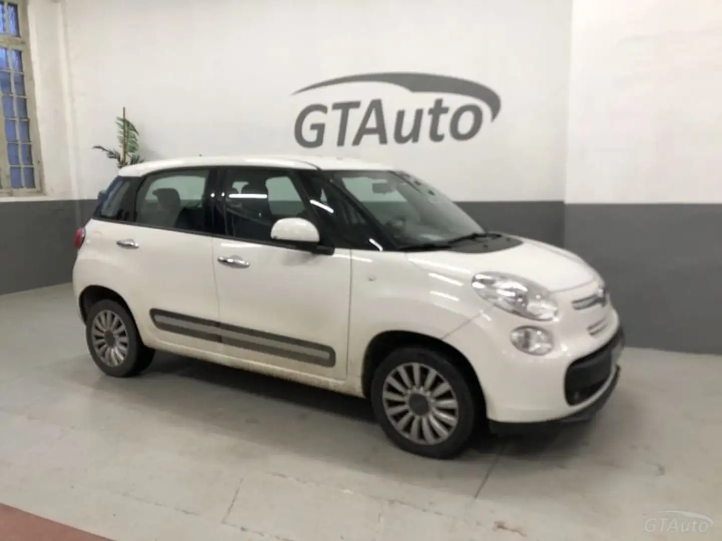 Fiat 500L 0.9 TwinAir Turbo Natural Power Lounge Blanc - 1
