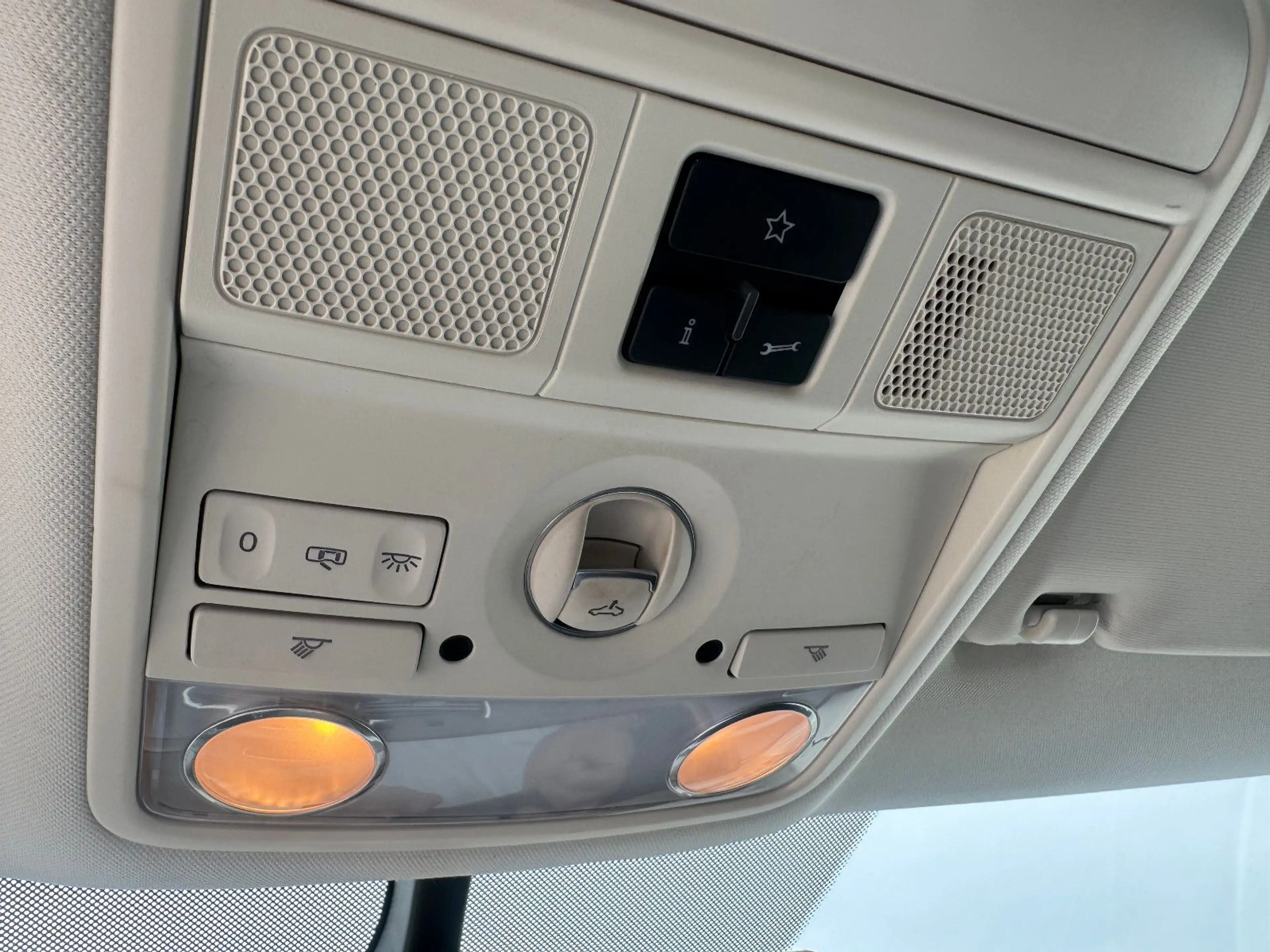 Volkswagen CC Basis BMT TÜV-Pano-Garantie-Kamara-Navi — photo 14