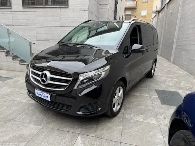 Mercedes-Benz V 220 d Automatic 4Matic Sport Long