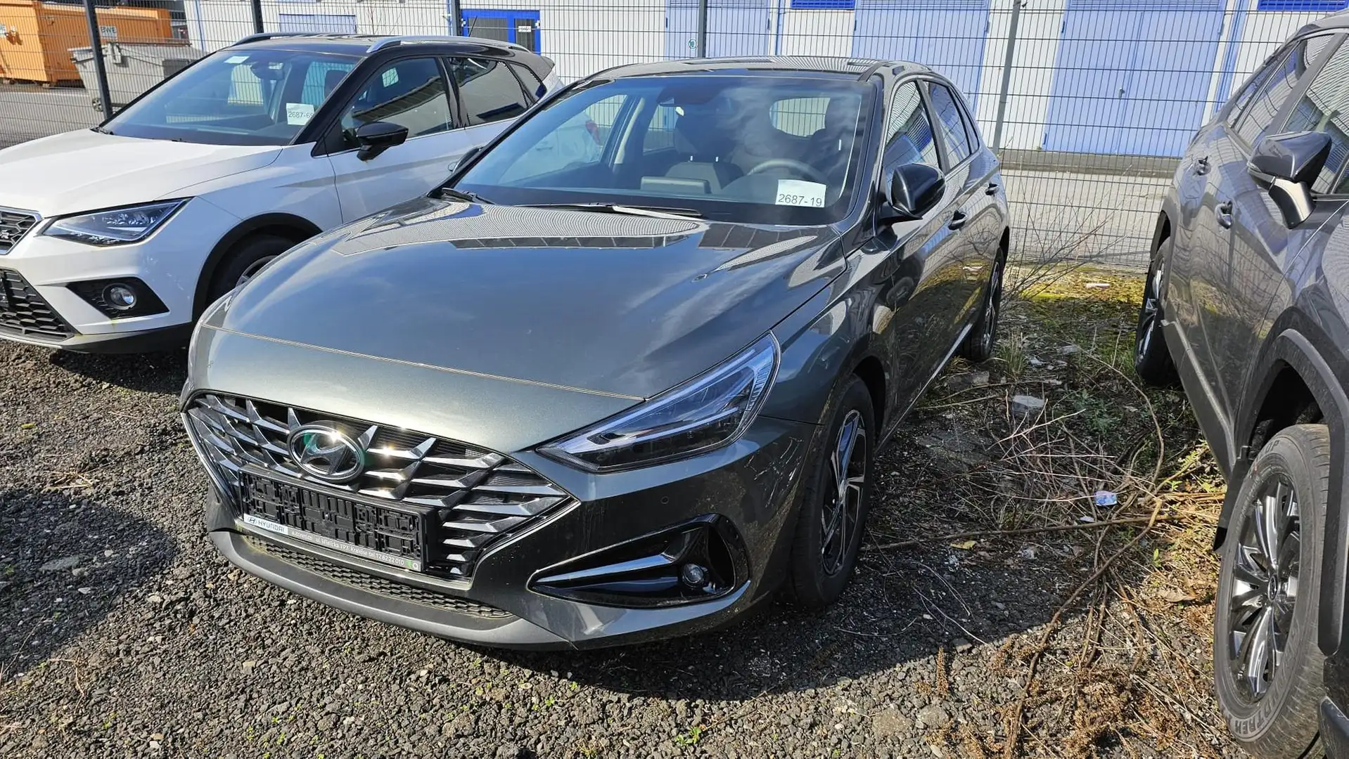 Hyundai i30 Aktion! Sofort! :NAVIGATIONSFUNKTION*+ WinterPa... Gris - 1