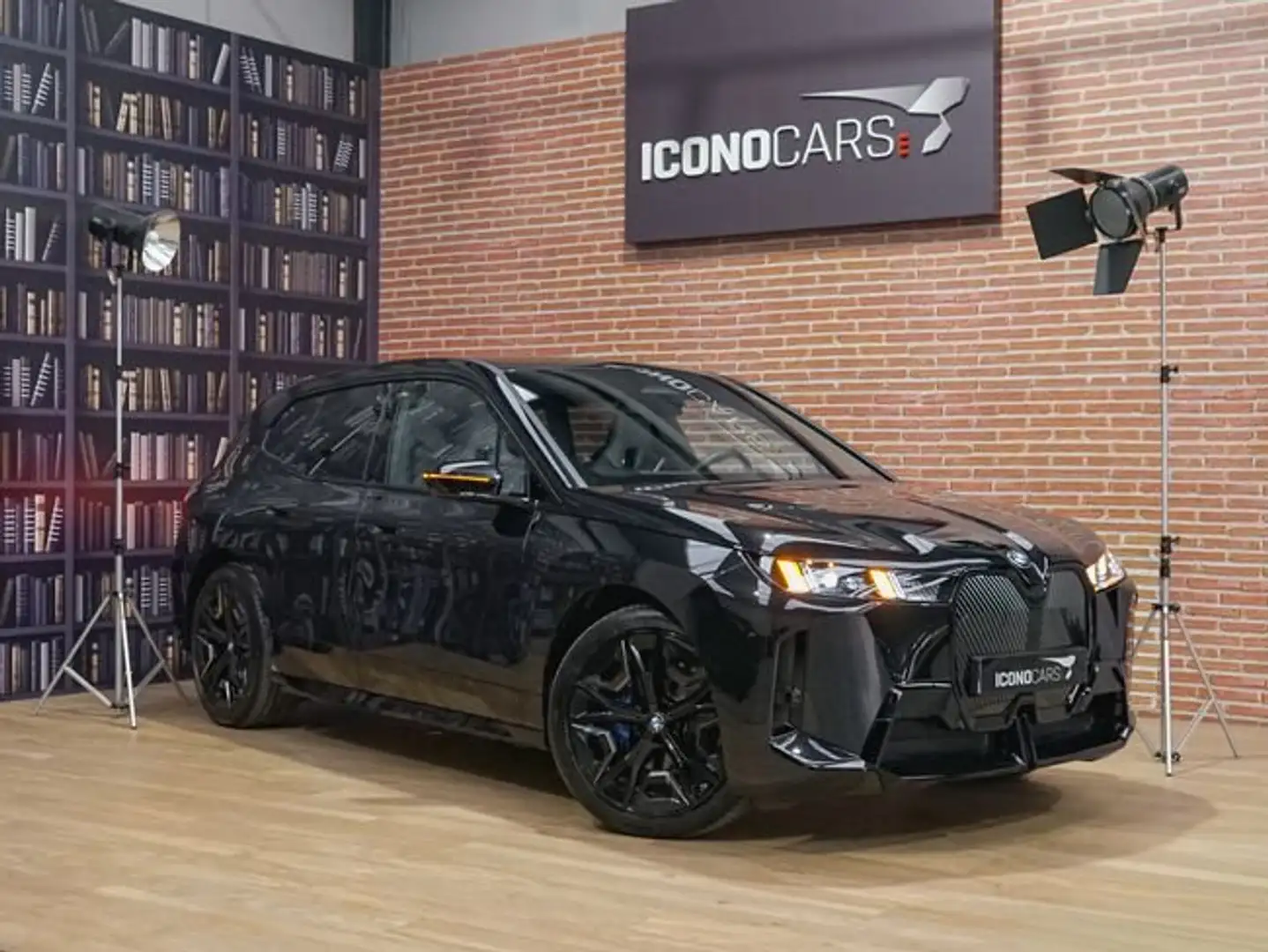 BMW iX xDrive 45 Negro - 1