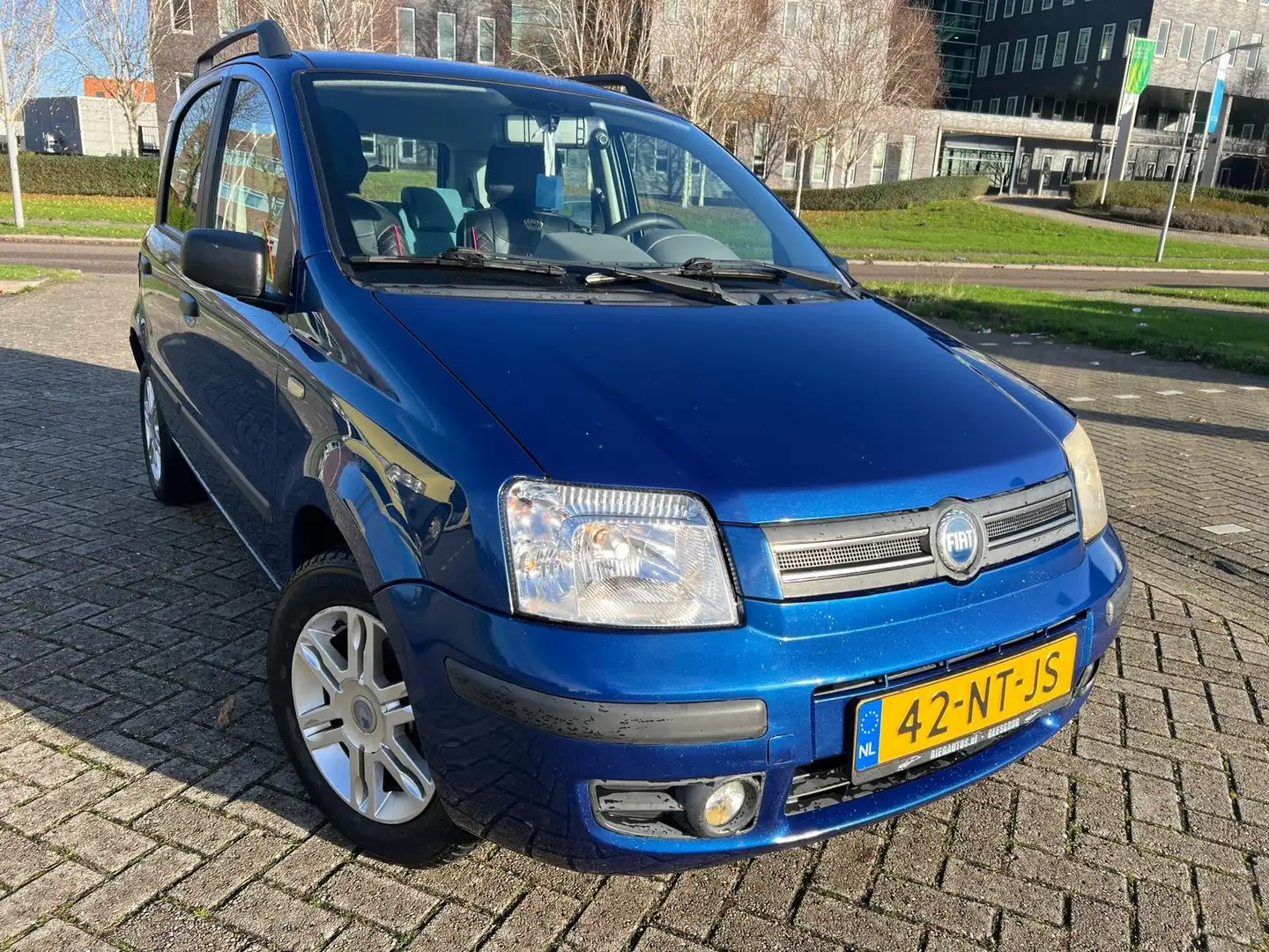 Fiat Panda Panda 1.2 Emotion met een nieuwe APK Blauw - 1