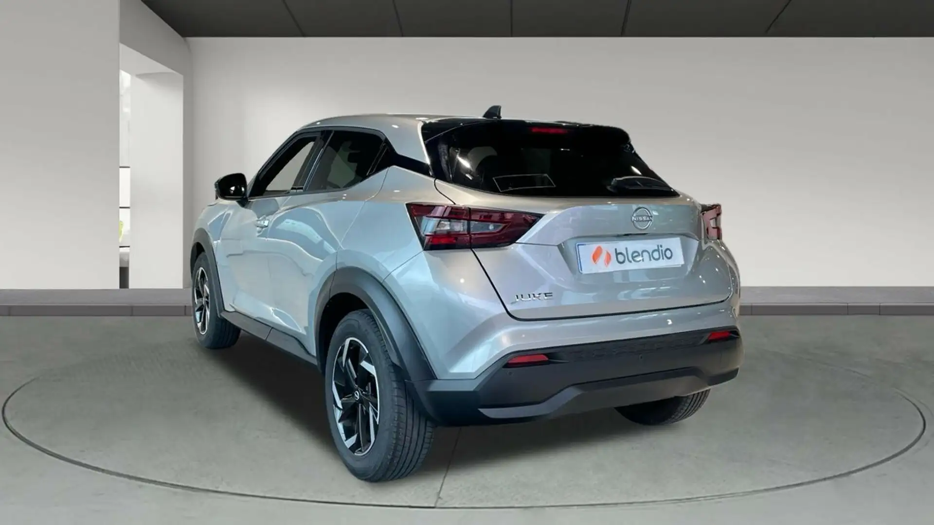 Nissan Juke 1.0 DIG-T N-Connecta 4x2 114 Gris - 2