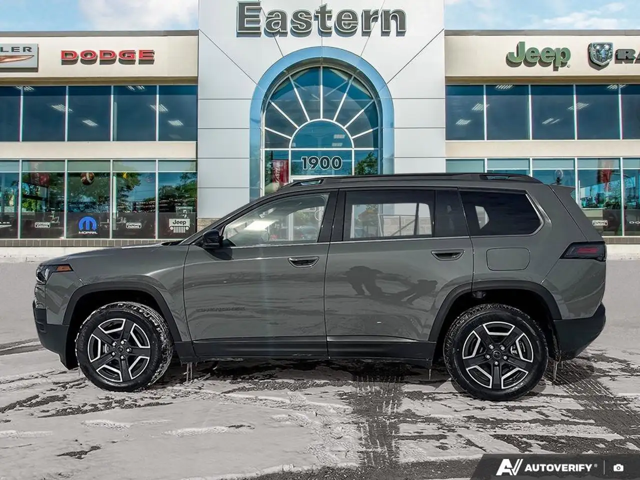 Jeep Cherokee снимка Jeep Cherokee