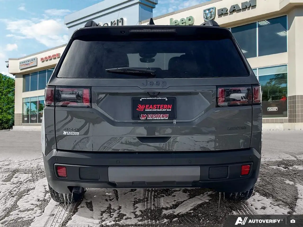 Jeep Cherokee снимка Jeep Cherokee
