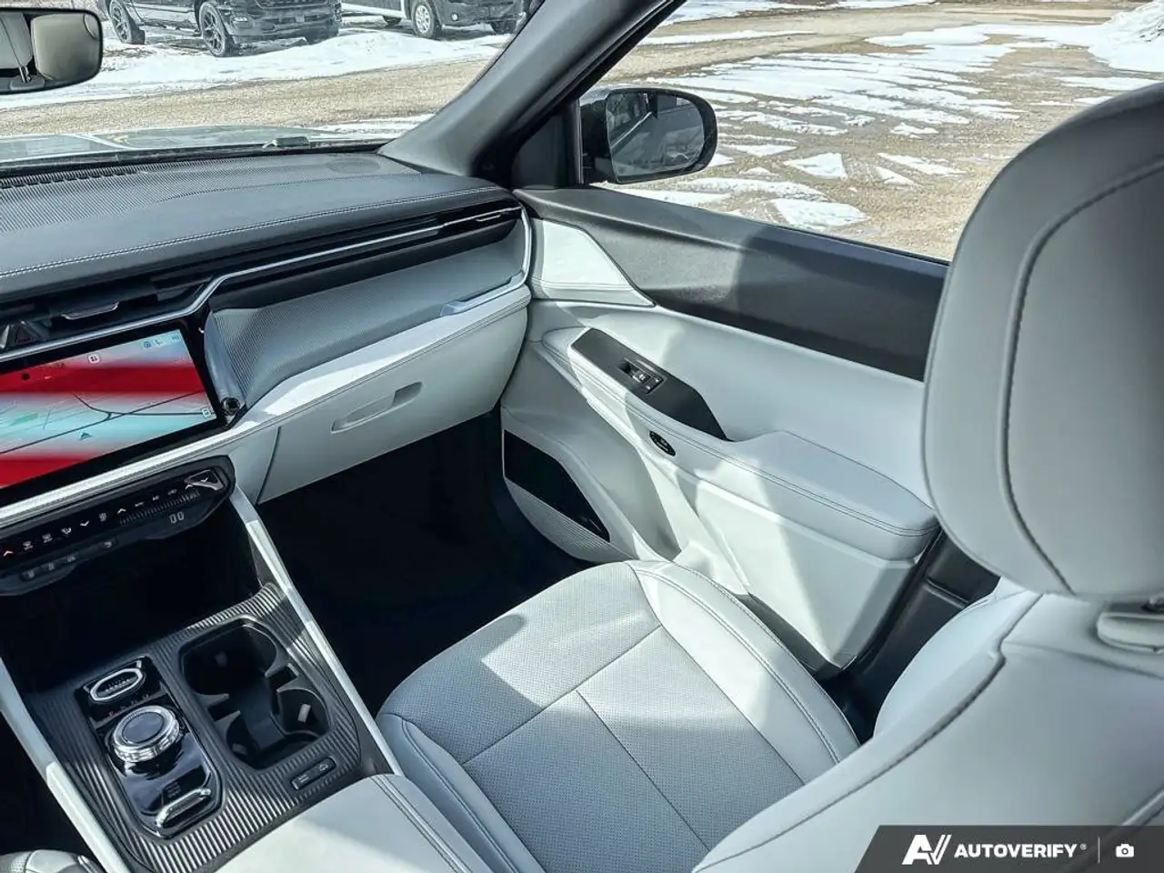 Jeep Cherokee снимка Jeep Cherokee