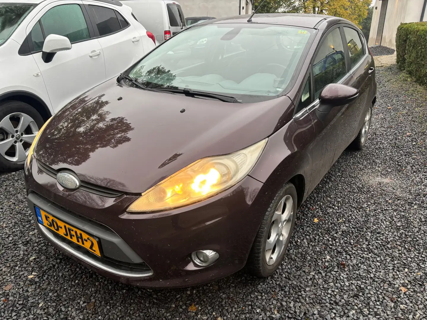 Ford Fiesta 1.4 Titanium 5 DEURS NIET MOEDERS MOOISTE Paars - 1