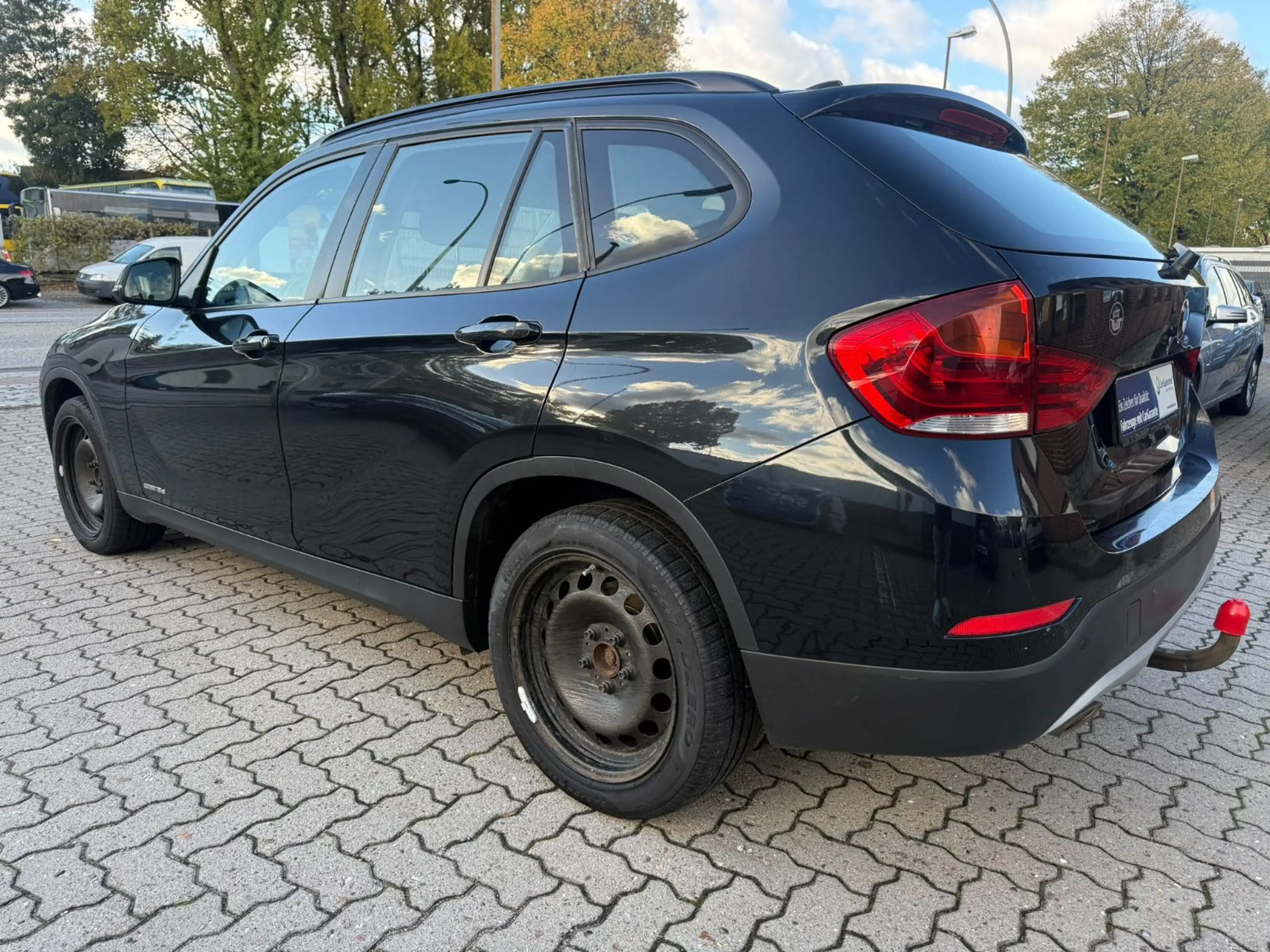 BMW X1 sDrive 18 d AUT.*KLIMAUT*PDC* AHK*EU5* — photo 6