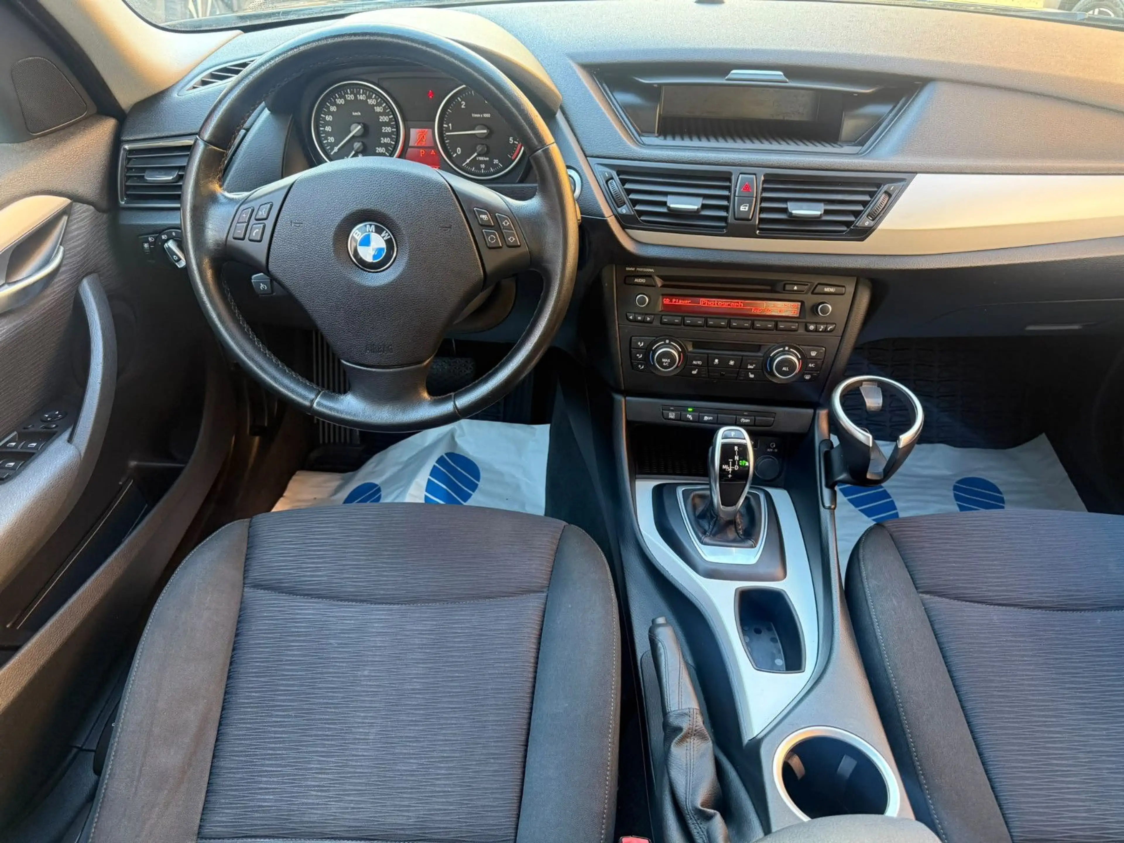 BMW X1 sDrive 18 d AUT.*KLIMAUT*PDC* AHK*EU5* — photo 14