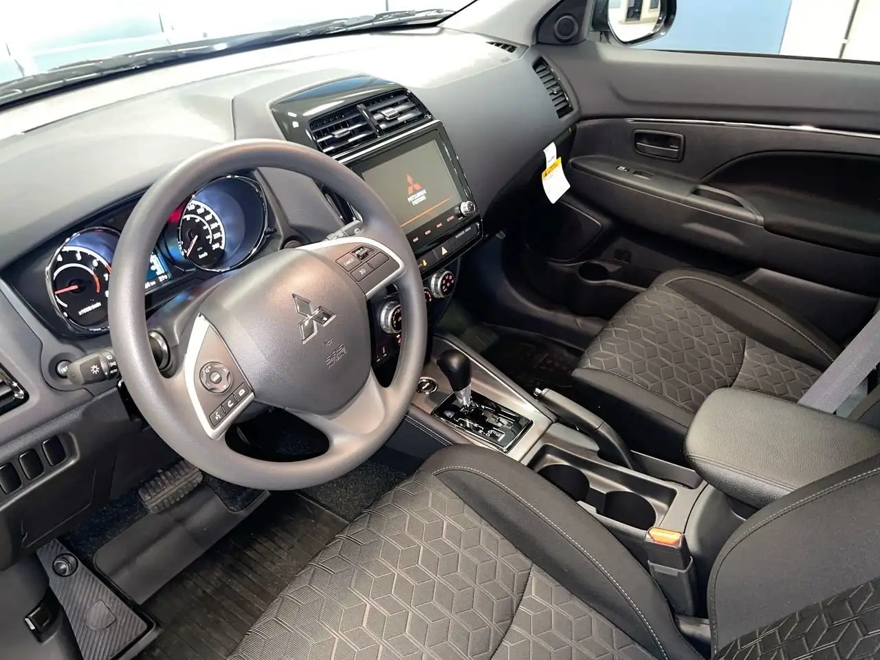 Mitsubishi RVR снимка Mitsubishi RVR