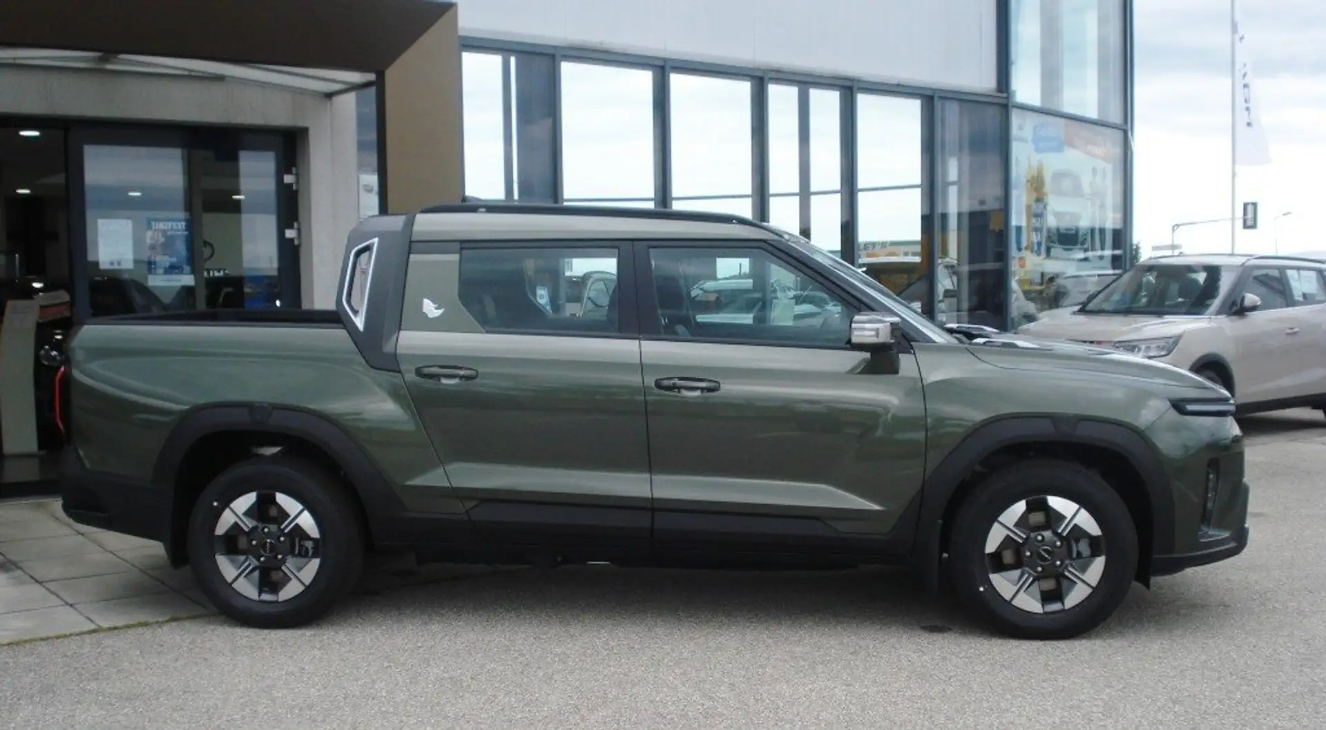 KGM Musso EV Premium 80,6 kWh 4WD Grün - 1