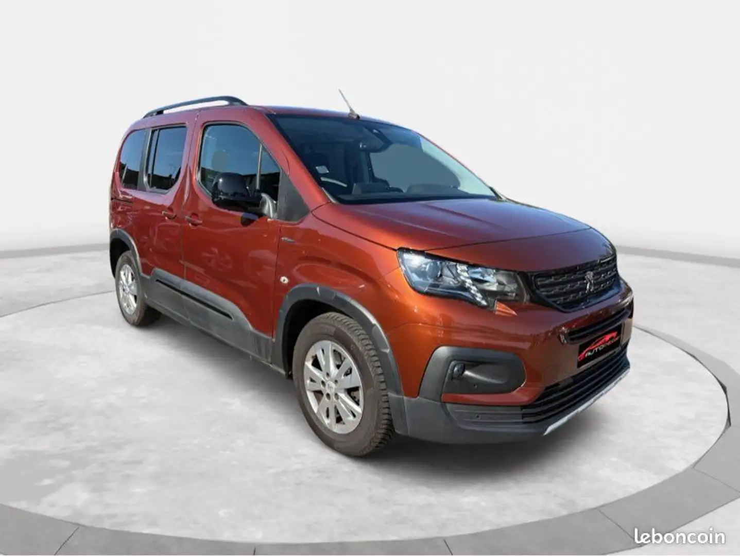 Peugeot Rifter 1.2 110 ch gt line garantie 24 mois-attelage 2 porte latérale carplay gps- caméra regulateur de vitesse grip control rada Goud - 2