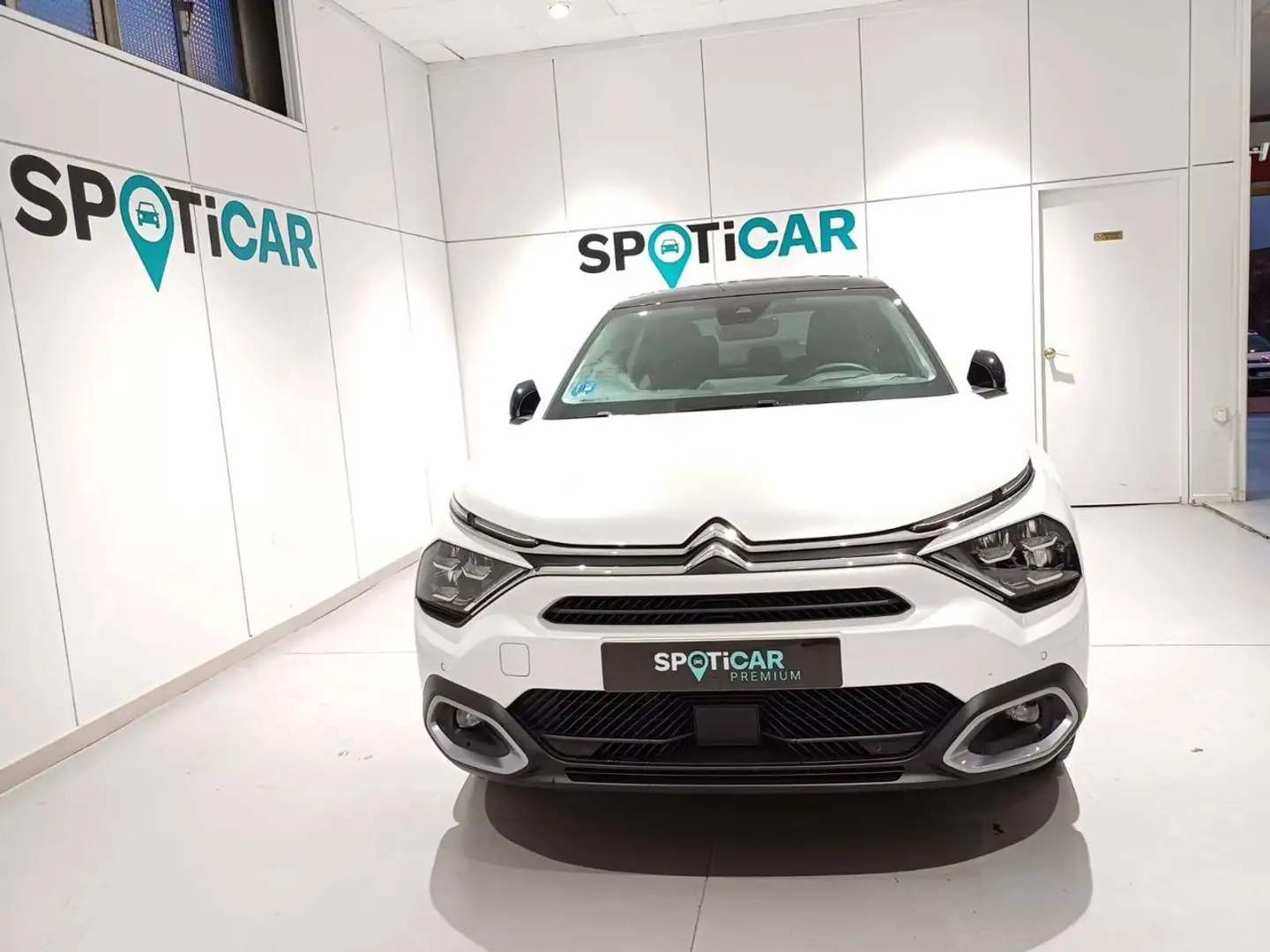 Citroen C4 X Eléctrico Shine 100kW Blanco - 2