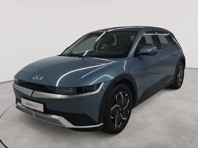 Hyundai Ioniq view 2