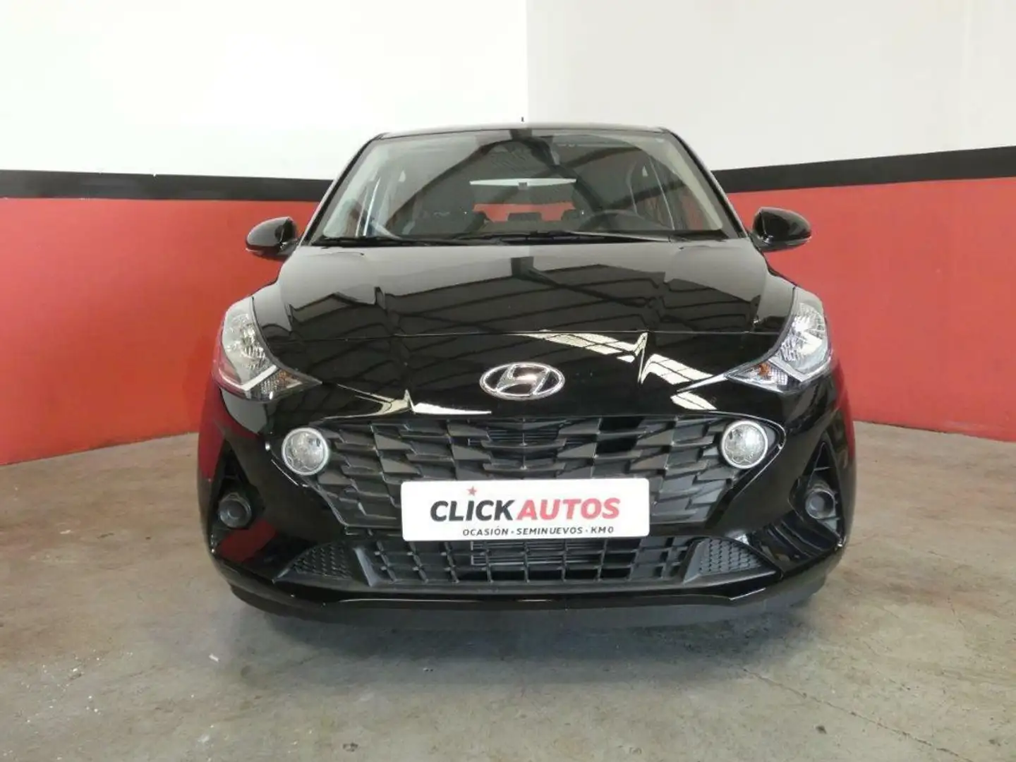 Hyundai i10 1.0 MPI Klass Aut. Negro - 2