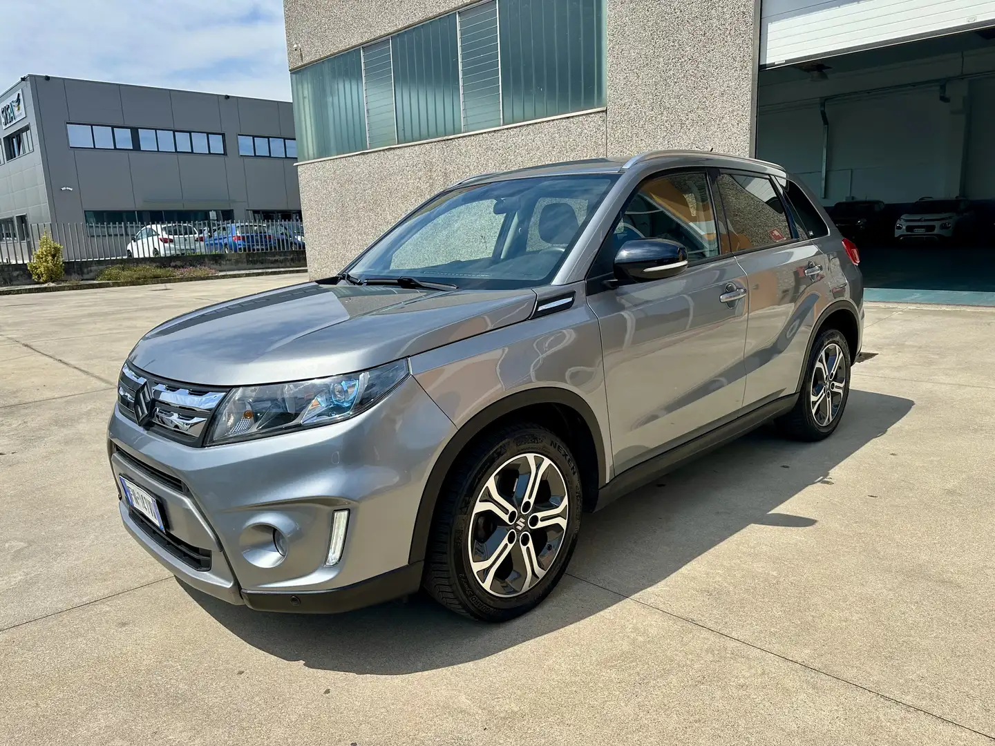 Suzuki Vitara 1.6 vvt V-Top Gpl s&s 2wd auto - 2