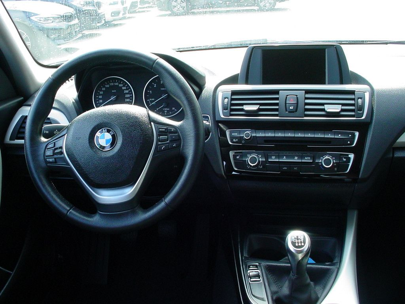 BMW 116 i*PDC*SITZHEIZUNG*ALU****** — photo 2