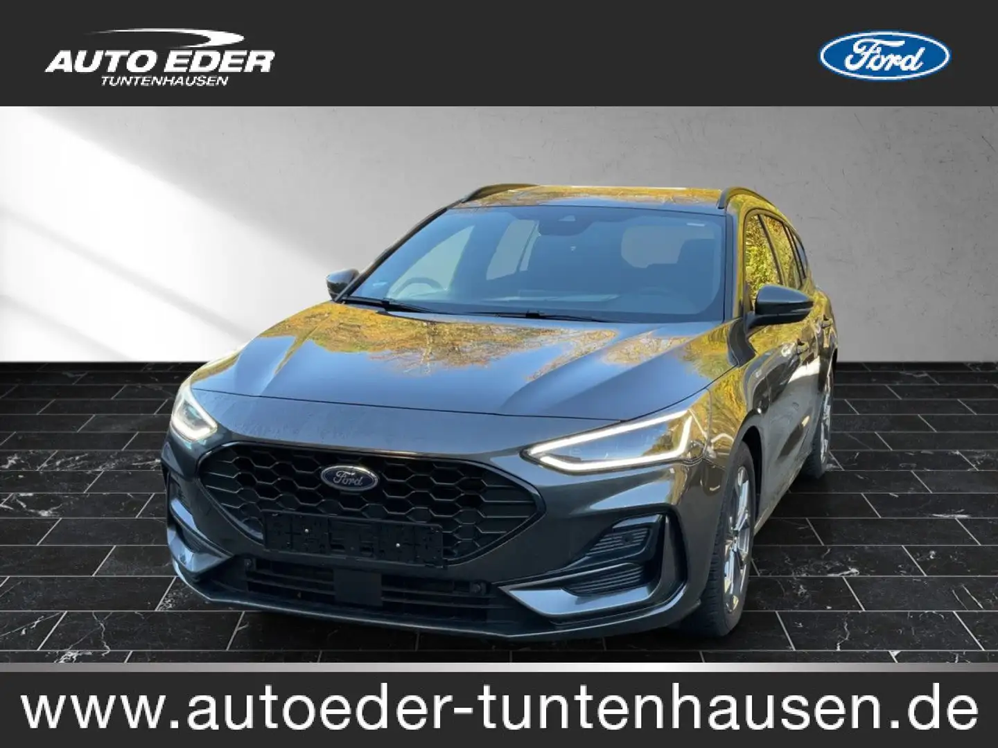 Ford Focus ST-Line Turnier Automatik Sportpaket Navi Grau - 1