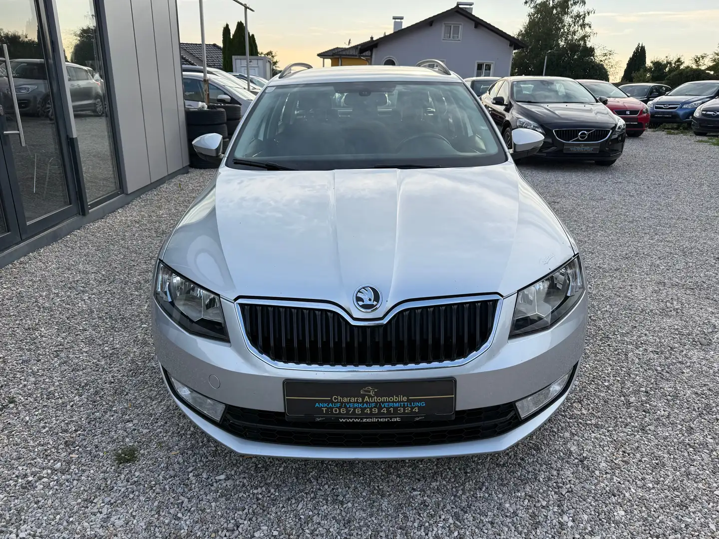 Skoda Octavia Combi 1,6 Ambition TDI 4x4 Green tec Grau - 2