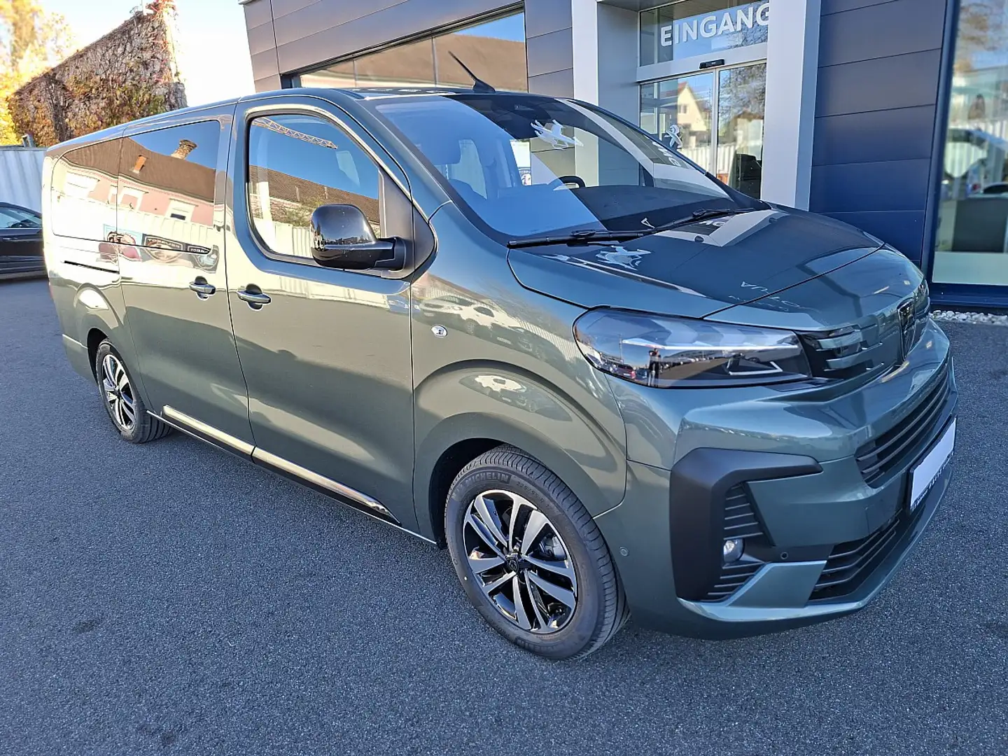 Peugeot Traveller Premium L3 BlueHDi 180 EAT8 "Verkauf im Kundena... Grün - 1