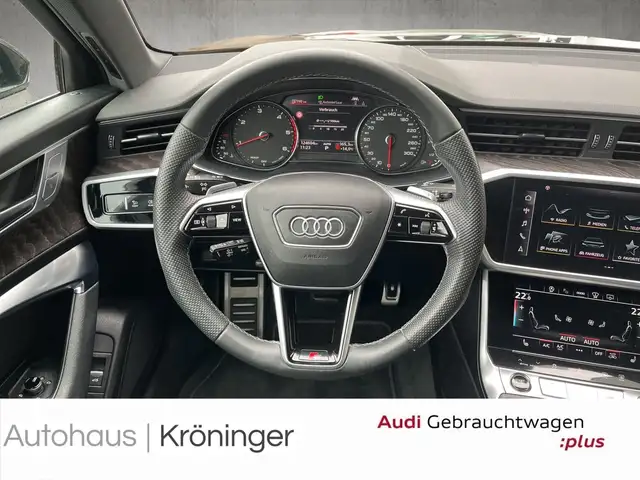 Audi A6 Avant view 11