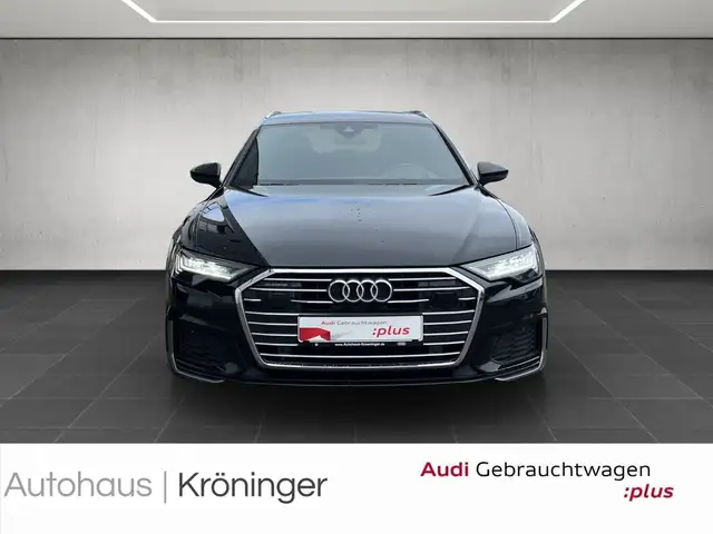 Audi A6 Avant view 5