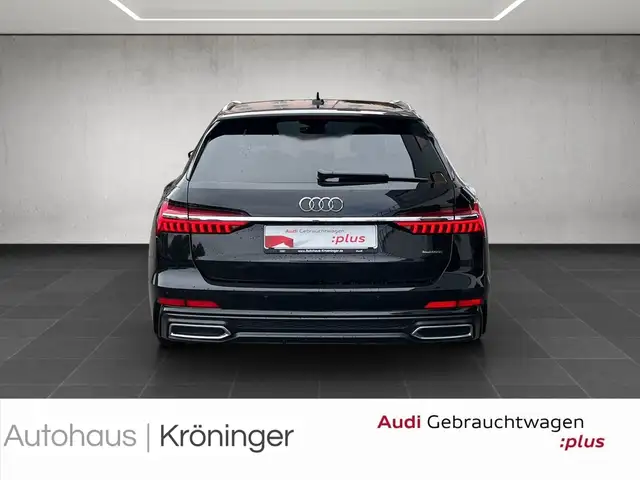 Audi A6 Avant view 6